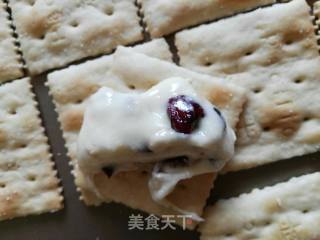 牛轧糖夹心饼干的做法步骤：7