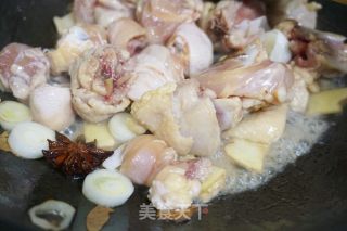 红果家菜谱之新疆茄汁拌面的做法步骤：5