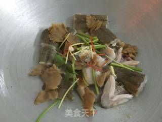 【潮汕】淡甲鱼焖潮汕菜脯的做法步骤：5