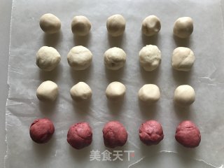 荷花酥的做法步骤：4