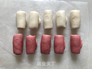 荷花酥的做法步骤：9