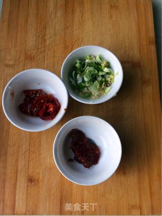 鱼香白菜的做法步骤：4