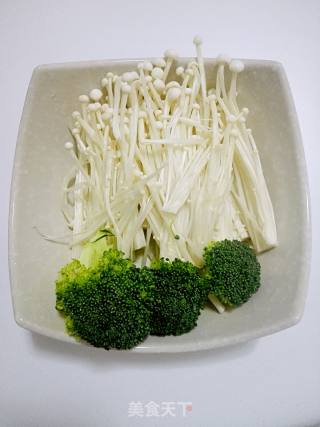 金针菇的新伙伴的做法步骤：1