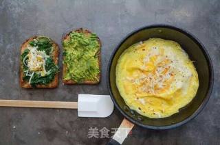 牛油果菠菜三明治的做法步骤：4