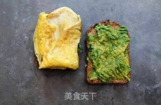 牛油果菠菜三明治的做法步骤：7