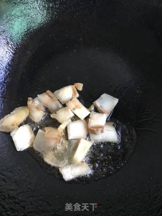 油渣炒红菜苔的做法步骤：1