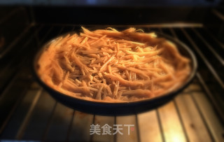 土豆丝培根披萨的做法步骤：4