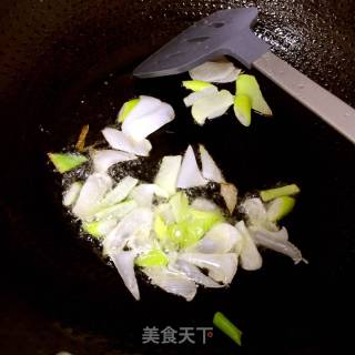 辣炒鱿鱼的做法步骤：5