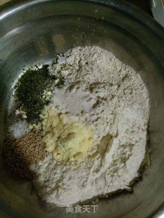 香脆海苔饼干~香脆海苔燕麦芝麻饼干的做法步骤：2