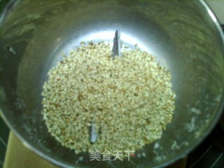 枸杞芝麻菱角糕的做法步骤：4