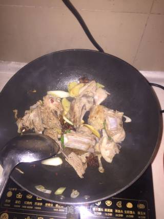 红焖羊肉的做法步骤：6