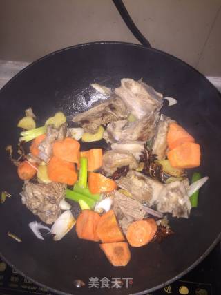 红焖羊肉的做法步骤：7