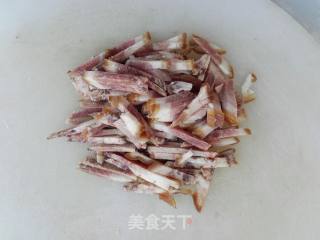 肘花肉绿豆芽炒饼的做法步骤：6