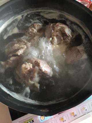 酱牛肉的做法步骤：1
