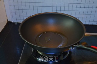 【蒜香焗烤金针菇】年菜预热，教你做零难度却让你吃一口停不下来的烤箱菜的做法步骤：4