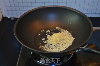 【蒜香焗烤金针菇】年菜预热，教你做零难度却让你吃一口停不下来的烤箱菜的做法步骤：5