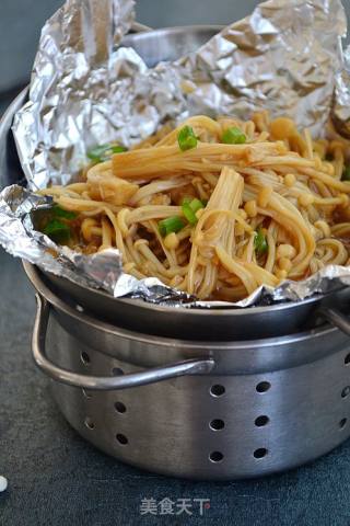 【蒜香焗烤金针菇】年菜预热，教你做零难度却让你吃一口停不下来的烤箱菜的做法步骤：13