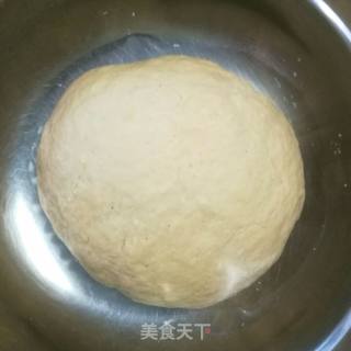 枣香小花卷的做法步骤：2