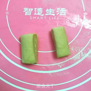 枣香小花卷的做法步骤：6