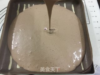 斑马线蛋糕卷(超详细版)的做法步骤：17