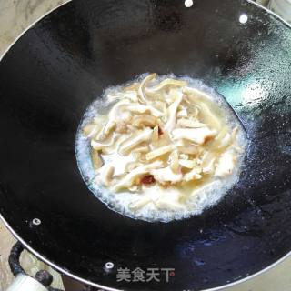 菜谱炒猪耳朵的做法步骤：5