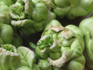 青菜头（咸菜）的做法步骤：1