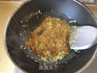姜葱炒蟹的做法步骤：6