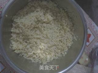 肉肠榄菜炒饭的做法步骤：1