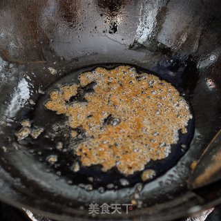 栗子红烧肉的做法步骤：3