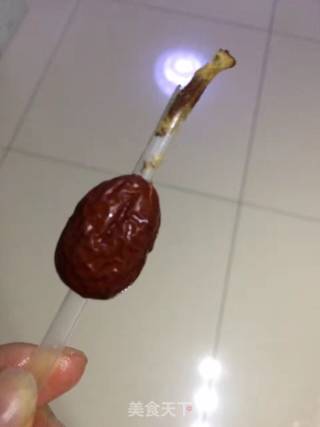 阿胶小食谱（一）阿胶炖牛奶的做法步骤：2