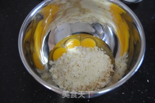 杏仁蛋糕的做法步骤：2