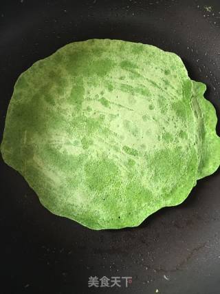 菠菜酱肉蔬菜卷饼的做法步骤：7