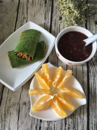 菠菜酱肉蔬菜卷饼的做法步骤：19