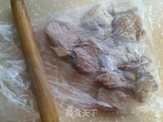 自制五香芝麻肉松的做法步骤：6