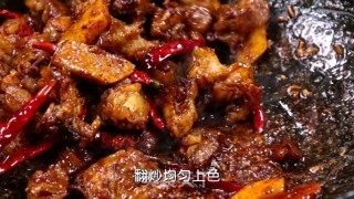 好吃又便宜的的【土豆烧牛腩】的做法步骤：3