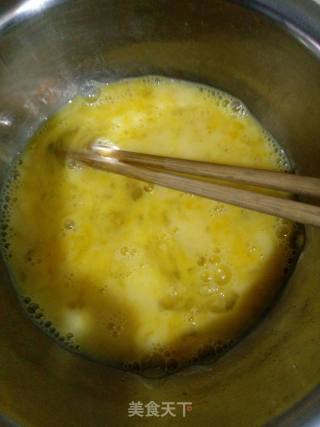 一分钟韭菜炒鸡蛋~一分钟上桌的韭菜炒鸡蛋的做法步骤：2