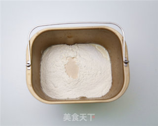 圣诞特辑-圣诞花环面包的做法步骤：2