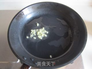【湖北】双菇烩鱼丸的做法步骤：2