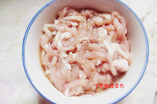 香菇土豆炒肉丝的做法步骤：2