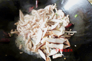 香菇土豆炒肉丝的做法步骤：4