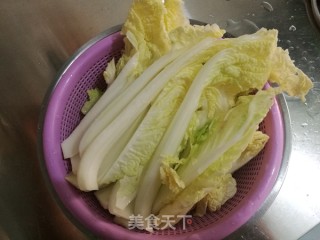 蒜蓉粉丝娃娃菜的做法步骤：1