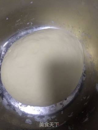 自创 豆芽油面筋粉丝 三合一馅饼的做法步骤：2