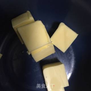 牛轧糖的做法步骤：1