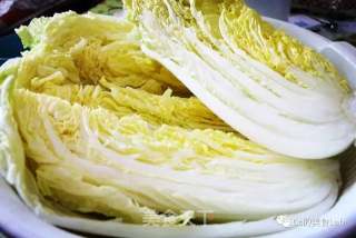 韩式辣白菜的做法步骤：1