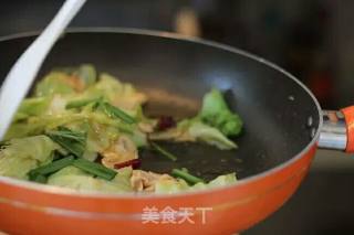 口蘑包菜的做法步骤：4