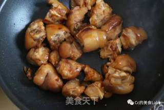 猪蹄烧笋干的做法步骤：7