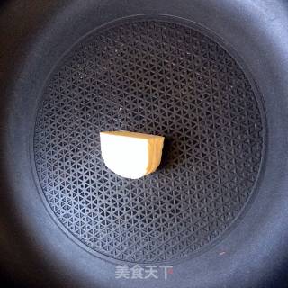 玫瑰牛轧糖的做法步骤：1