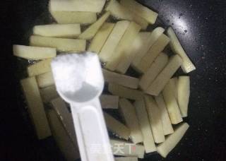 香煎孜然土豆条的做法步骤：5