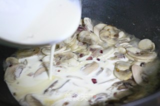 奶油蘑菇汤的做法步骤：7