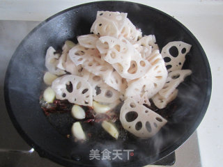 炝炒藕片的做法步骤：3